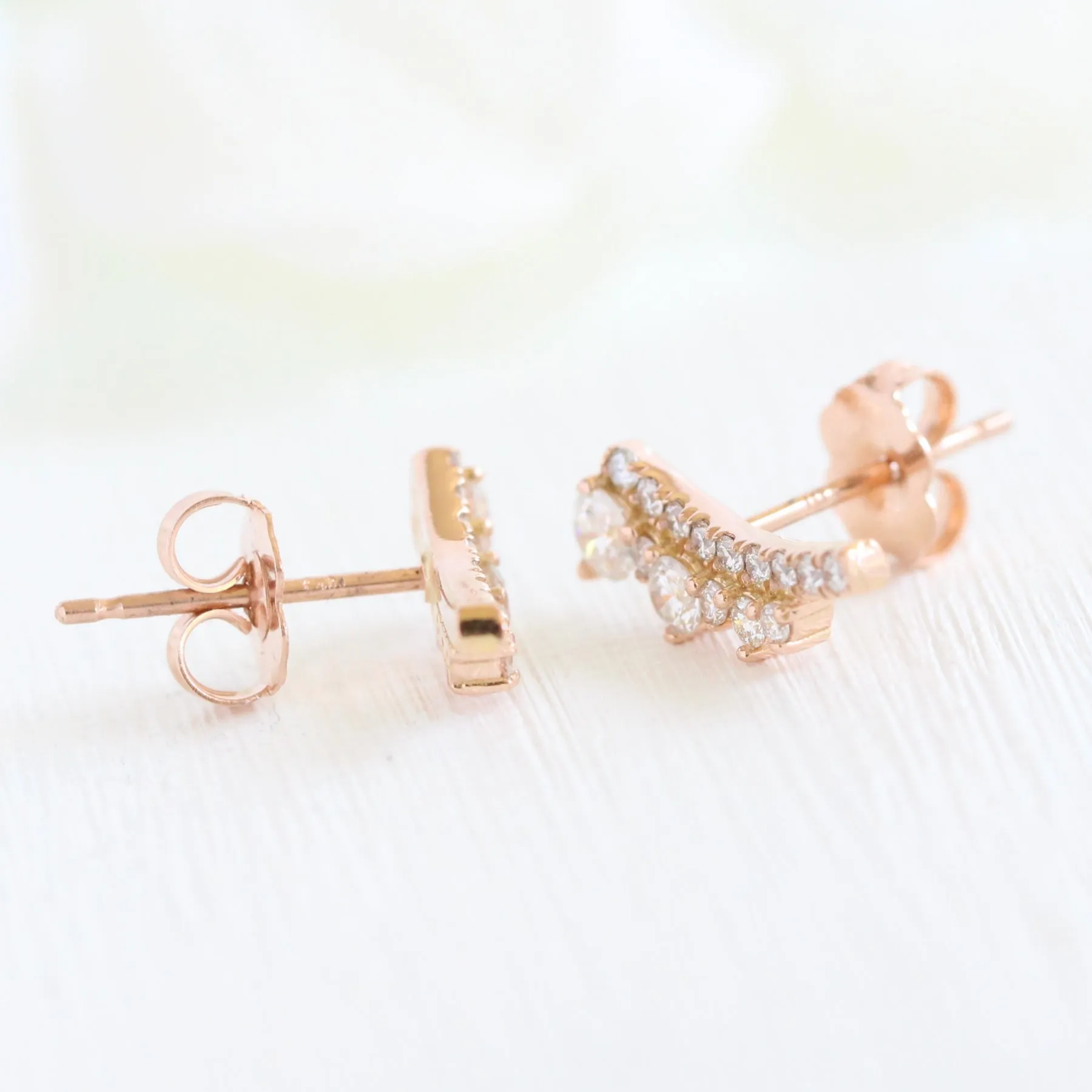 0.68 Ct. Tiara Diamond Earrings in 14k Gold Curved Earrings Studs