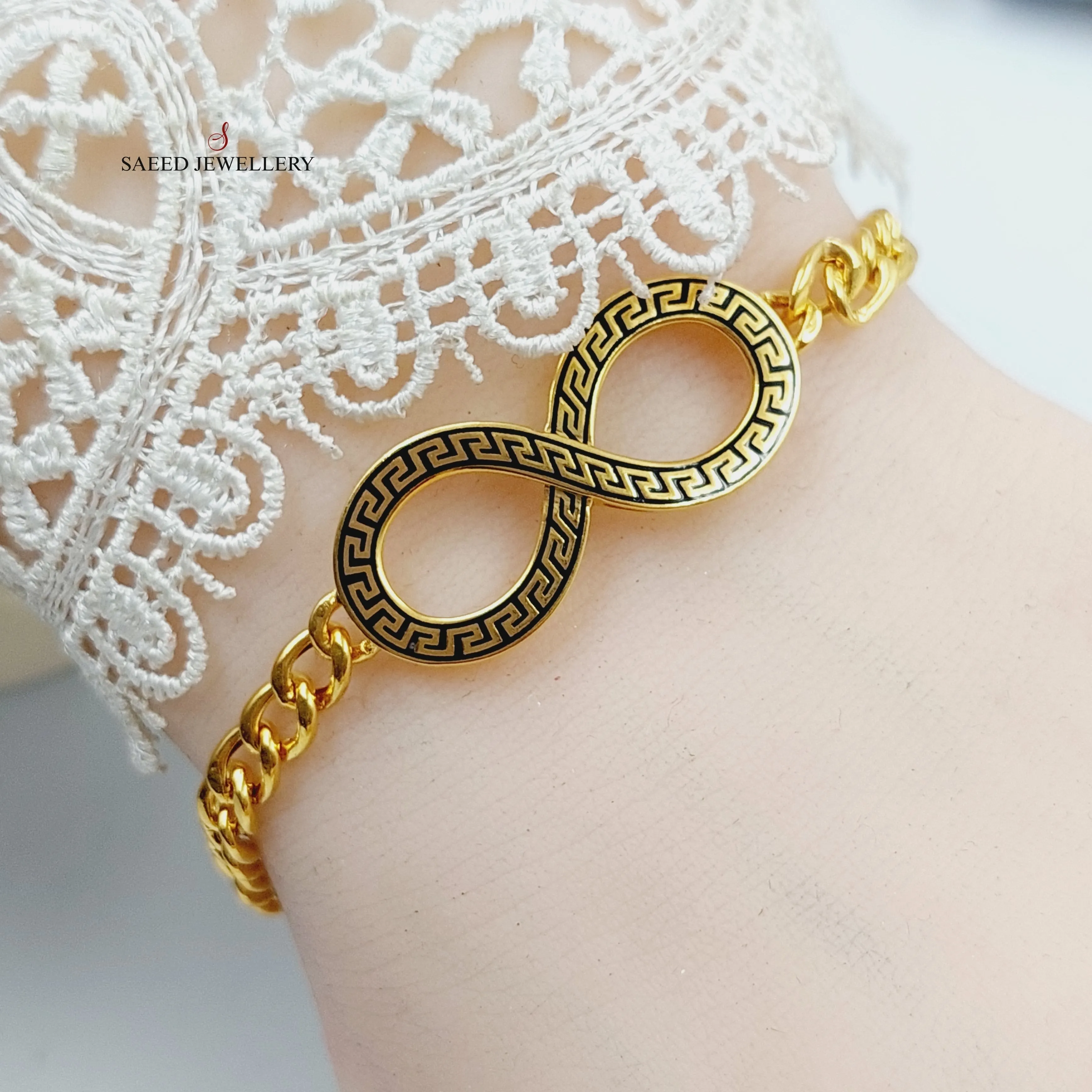 Enameled Infinite Bracelet