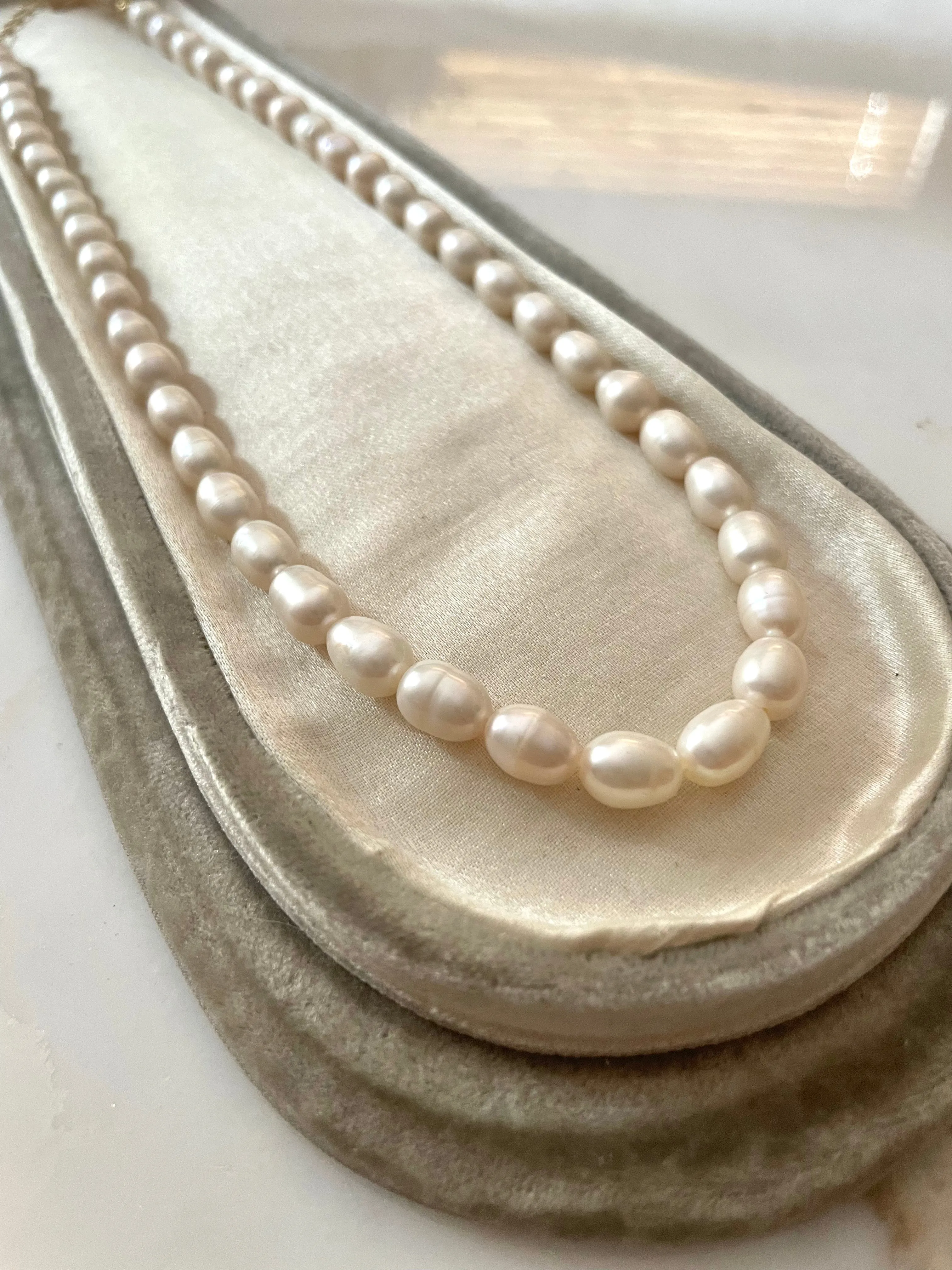 Inez Freshwater Pearl Choker