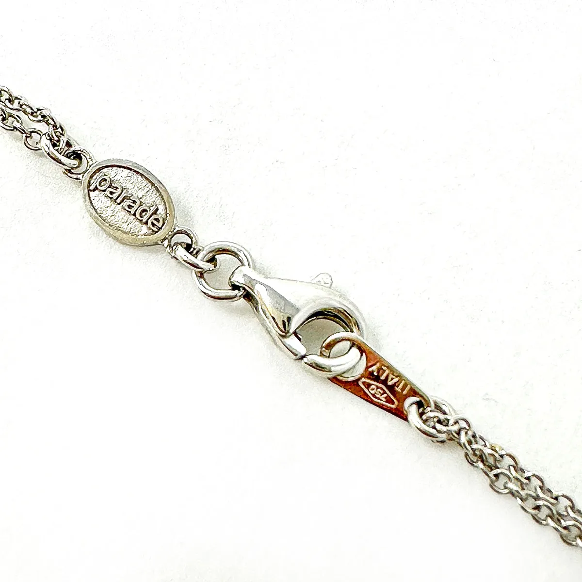 Parade 18K White Gold Pendant Necklace