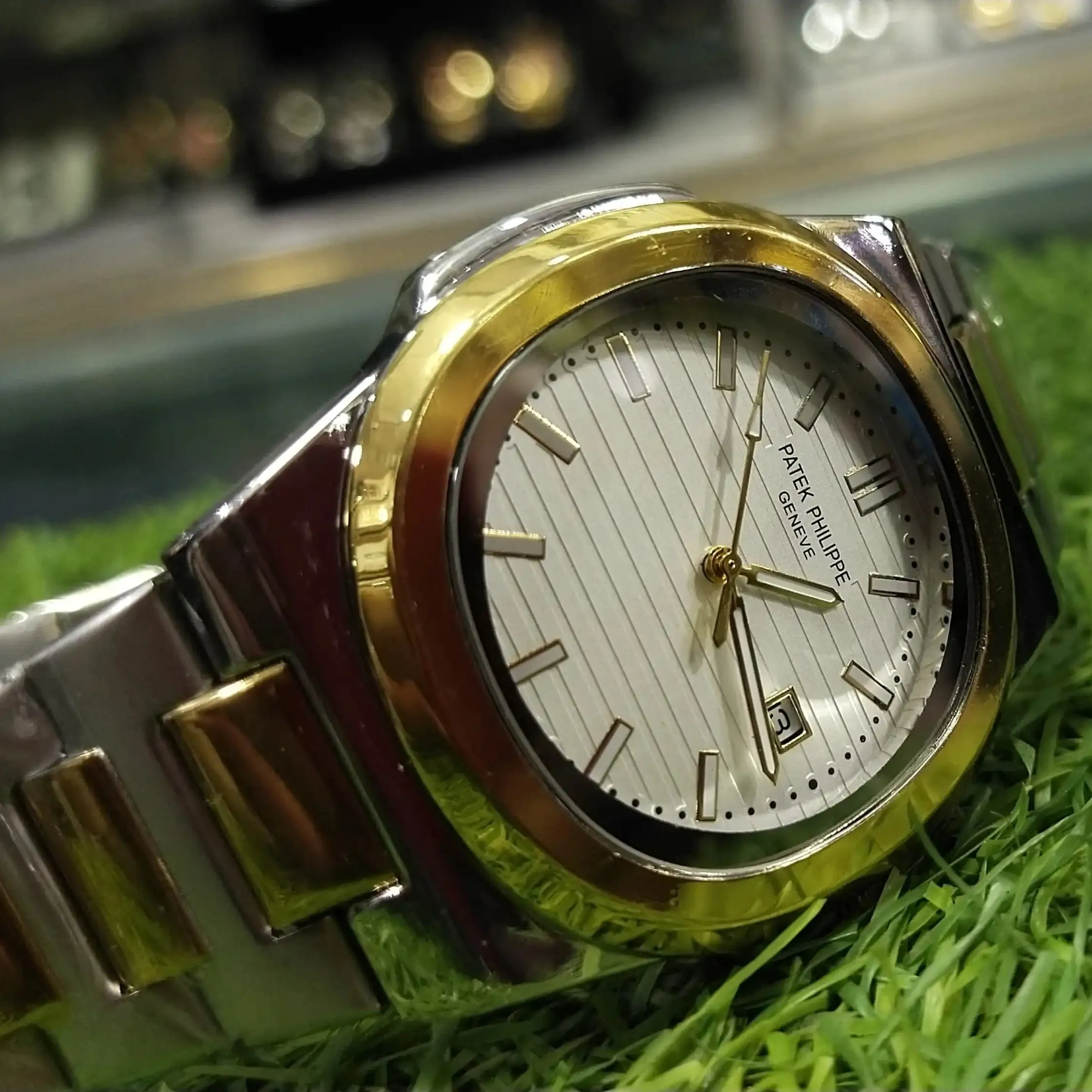 Patek Philippe - Geneve Chain Strap Collection