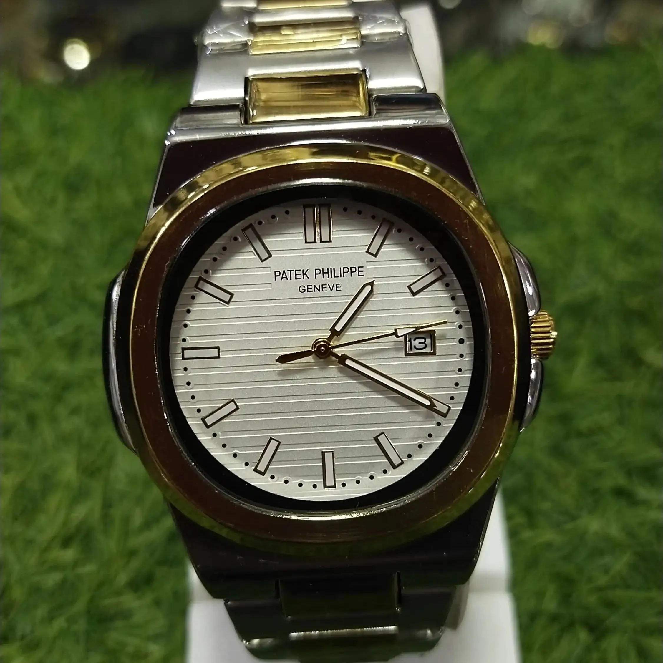 Patek Philippe - Geneve Chain Strap Collection