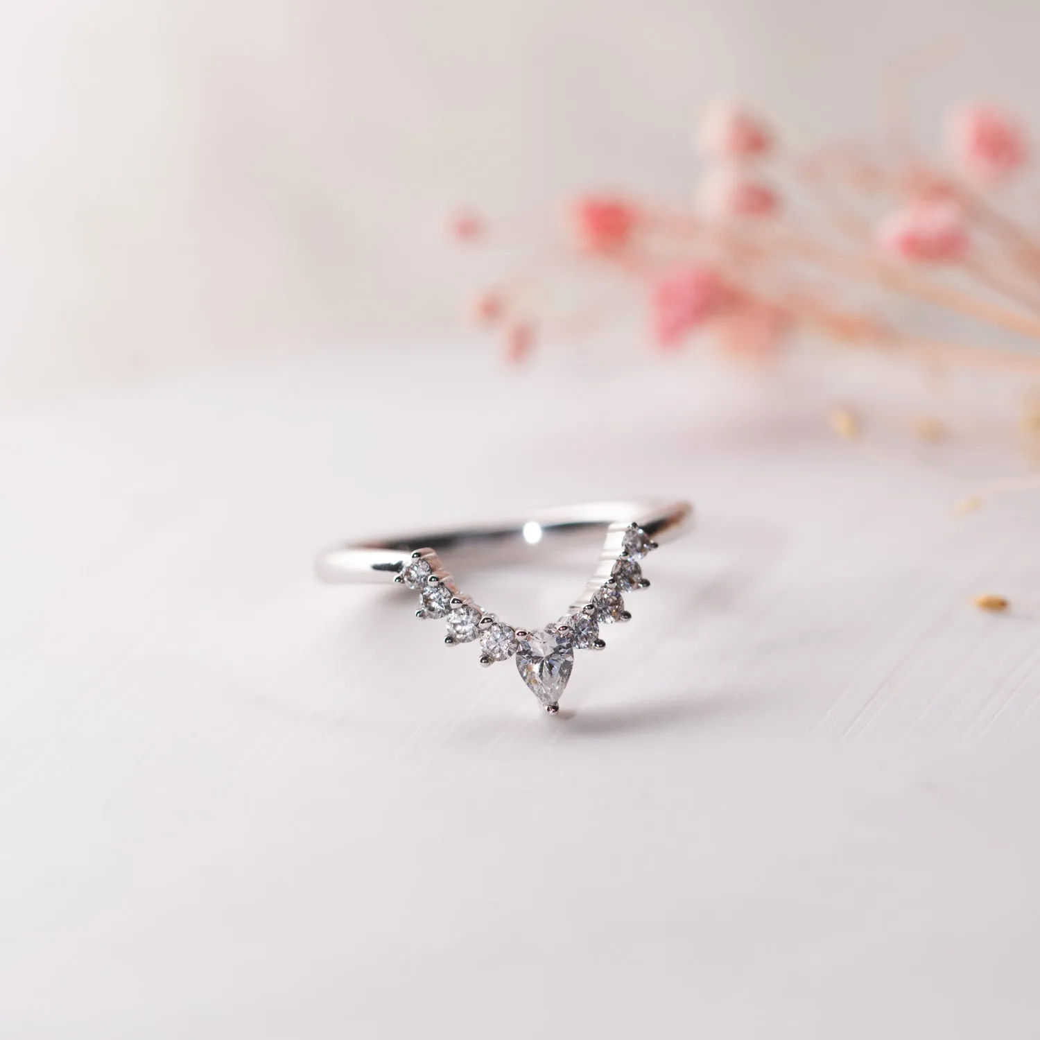 The Chiara Ring | Lab Diamond Tiara Contour Dainty Stacking Band