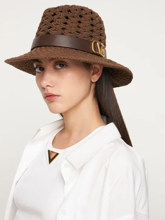 Valentino Garavani   Vlogo signature fedora hat 